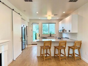 1903 Dutton Dr in San Marcos, TX - Building Photo - Building Photo