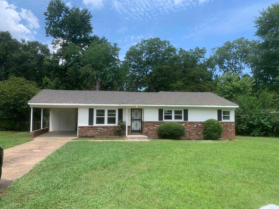 3095 Ruskin Rd in Bartlett, TN - Building Photo