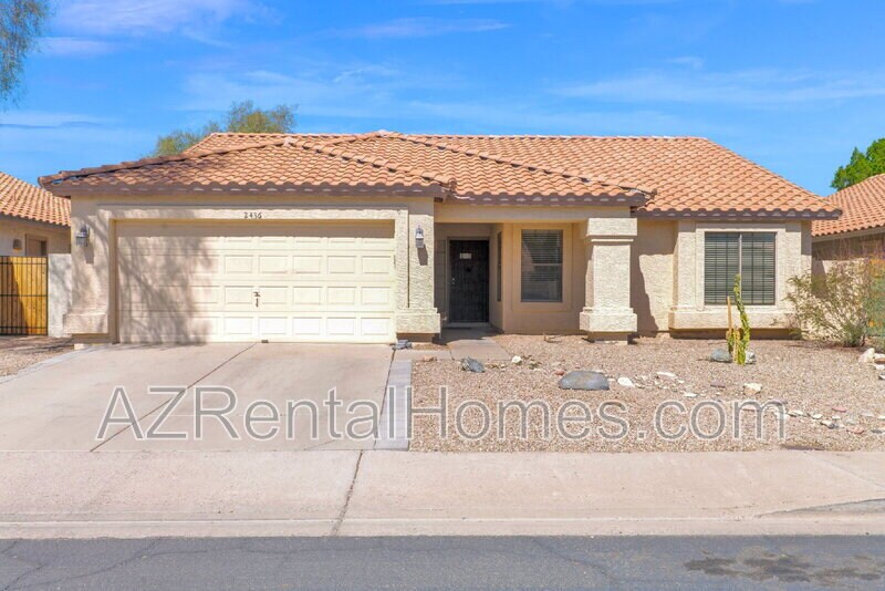 2436 E Indigo Brush Rd in Phoenix, AZ - Building Photo
