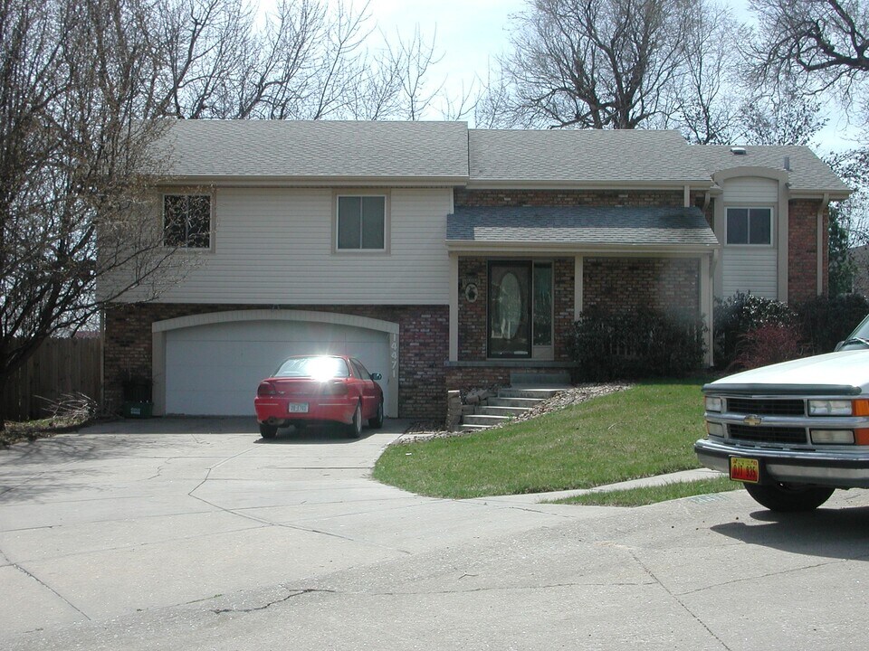 14471 Spring Cir in Omaha, NE - Building Photo