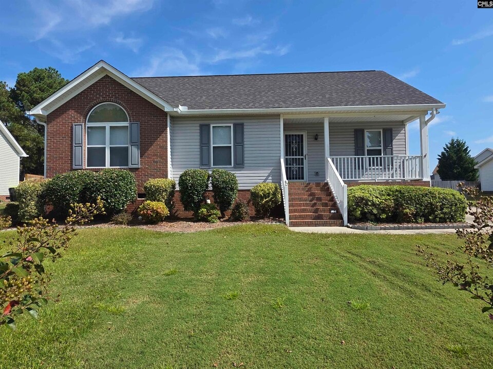 129 Wildflower Ln in West Columbia, SC - Building Photo