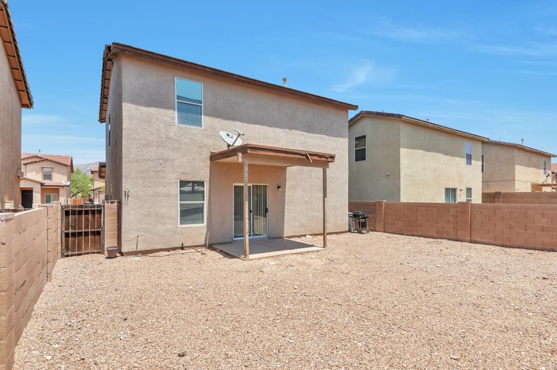 4262 E Deer Dancer Way in Tucson, AZ - Building Photo