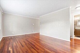 2412 Peachwood Cir NE in Atlanta, GA - Building Photo - Building Photo