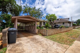 3811 Waialae Ave in Honolulu, HI - Building Photo - Building Photo