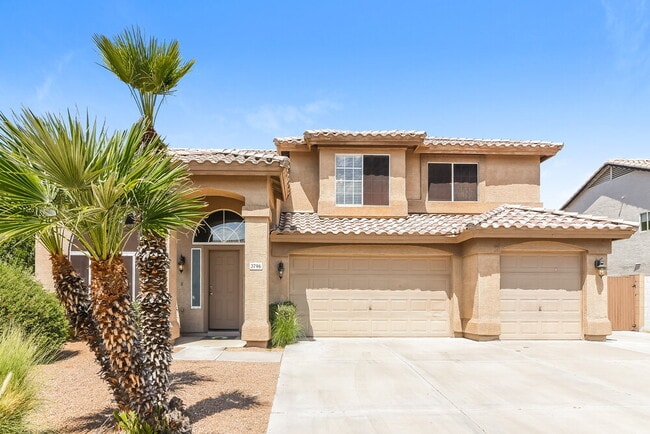 3796 E Leah Ln