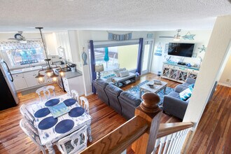 143 S Atlantic Ave in Ormond Beach, FL - Building Photo - Building Photo