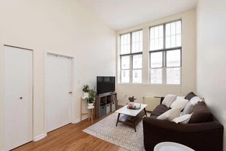 450 7th St in Hoboken, NJ - Building Photo - Building Photo