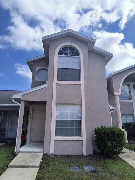 1657 Windsor Oak Ct in Kissimmee, FL - Building Photo