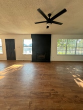 1026 Almond Cir in San Angelo, TX - Building Photo - Building Photo