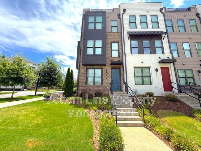 property at 607 W Tremont Ave
