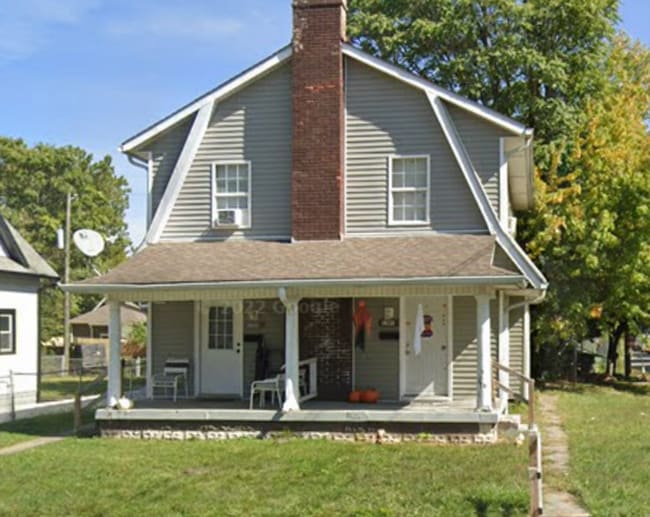 property at 1301 N Olney St