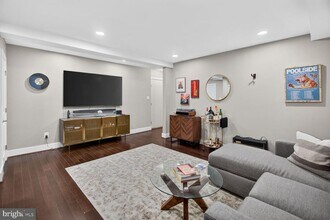 1461 Girard St NW in Washington, DC - Building Photo - Building Photo