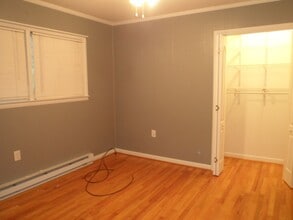 1068 Monteith Branch Rd in Sylva, NC - Building Photo - Building Photo