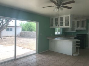 750 Yucca Rd in Mesilla Park, NM - Building Photo - Building Photo