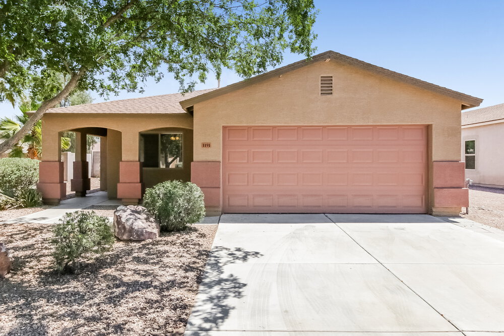 1191 E Desert Moon Trail in San Tan Valley, AZ - Building Photo