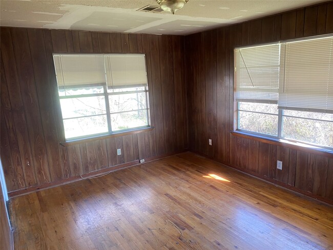 property at 4008 Elmwood St