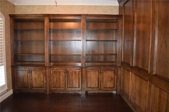 115 Oakwood Ln in Hickory Creek, TX - Building Photo - Building Photo