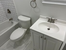 801 Winchester Ave in Middlesboro, KY - Building Photo