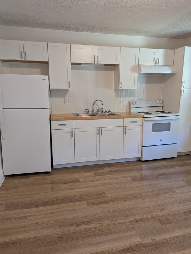 1206 S 9th St in Lillington, NC - Building Photo - Building Photo