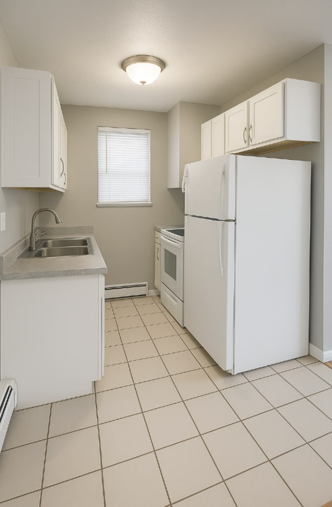 property at 1806 E La Salle St