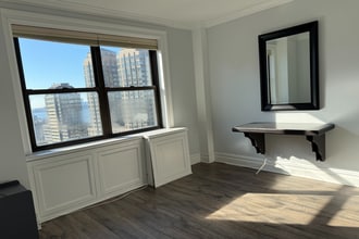 205 West End Ave in New York, NY - Building Photo - Building Photo