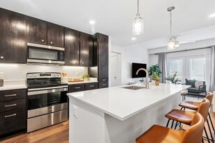 FLATZ 830 in Marble Falls, TX - Building Photo