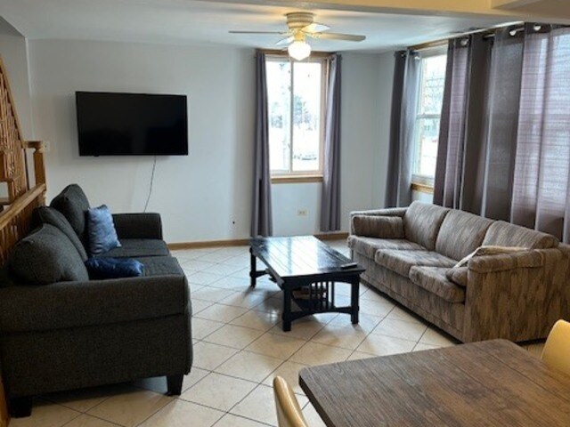 915 E Oakton St in Des Plaines, IL - Building Photo - Building Photo