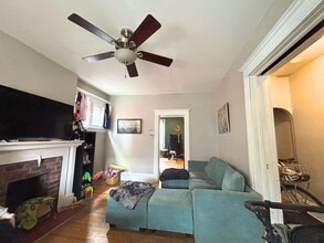 130 Emerald St S in Hamilton, ON - Building Photo - Building Photo