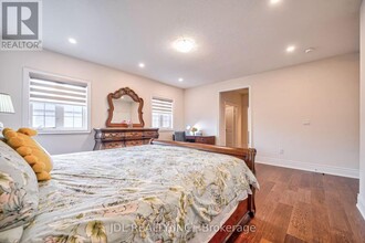 3178 Buttonbush Trl in Oakville, ON - Building Photo - Building Photo