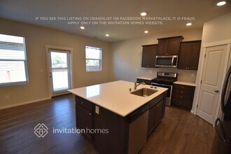 11103 184th St E in Puyallup, WA - Foto de edificio - Building Photo