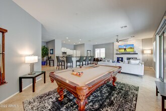16449 N 103rd Pl in Scottsdale, AZ - Foto de edificio - Building Photo