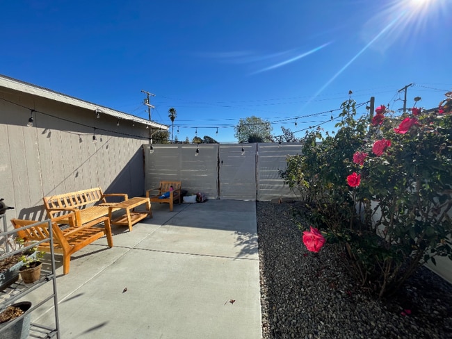 2640 Renton Way in Castro Valley, CA - Building Photo - Building Photo