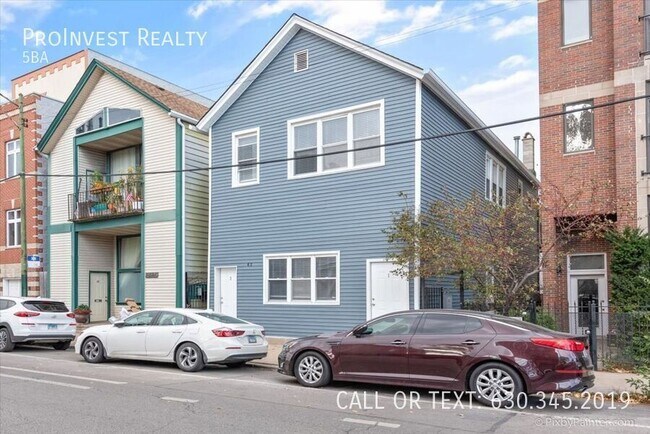 property at 2421 N Clybourn Ave