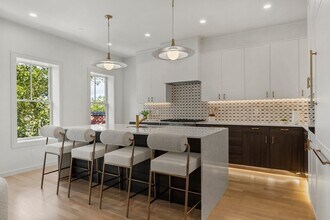 6 Claflin Rd in Brookline, MA - Building Photo - Building Photo