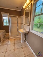 196 Desoto Place in Macon, GA - Building Photo - Building Photo