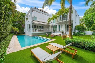 755 Allendale Rd in Key Biscayne, FL - Building Photo