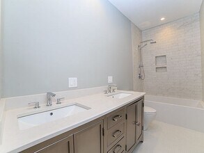 189 I St, Unit 1 in Boston, MA - Building Photo - Building Photo