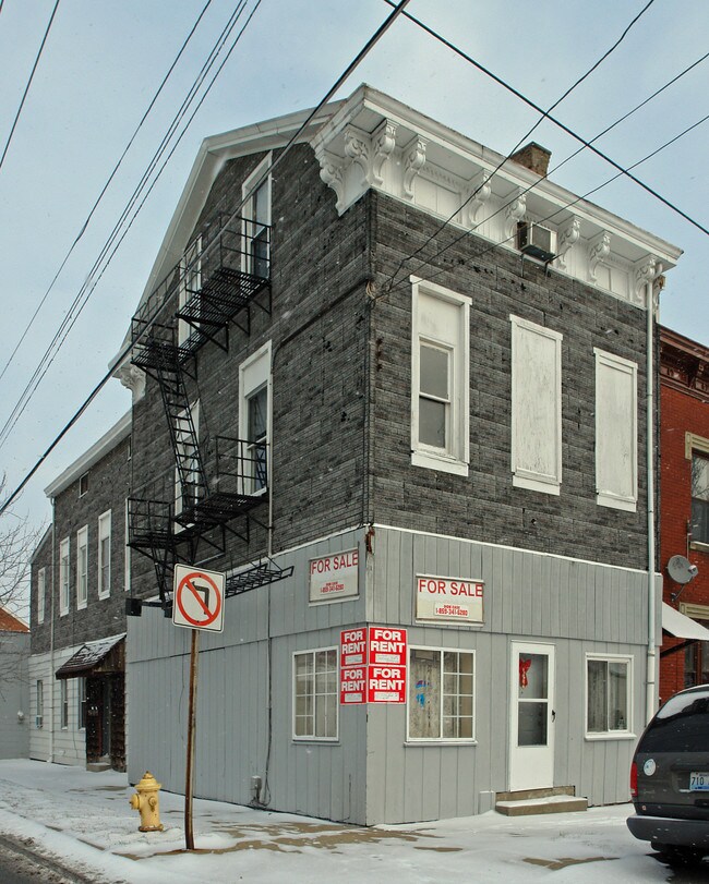 502 E 17th St in Covington, KY - Foto de edificio - Building Photo