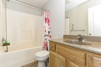 166 Eagle Dr in Ephrata, PA - Building Photo - Building Photo