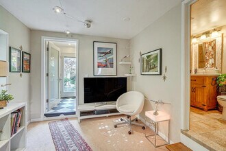 649 El Centro Rd in El Sobrante, CA - Building Photo - Building Photo