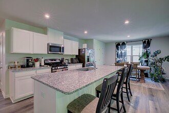 219 Lorraine Dr in Williamsburg, VA - Building Photo - Building Photo