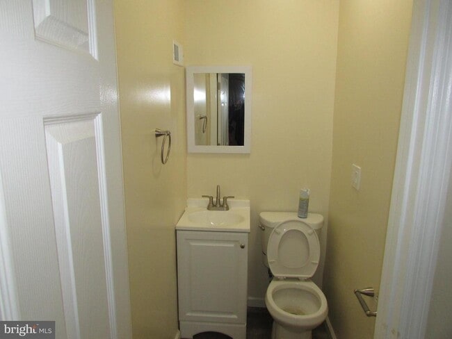 property at 20 Pine St