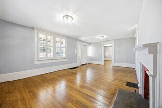 209 W Shadburn Ave in Buford, GA - Building Photo - Building Photo