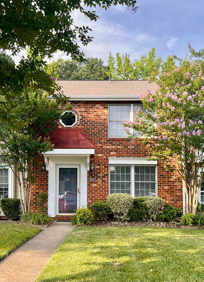9470 Tracey Lynne Cir