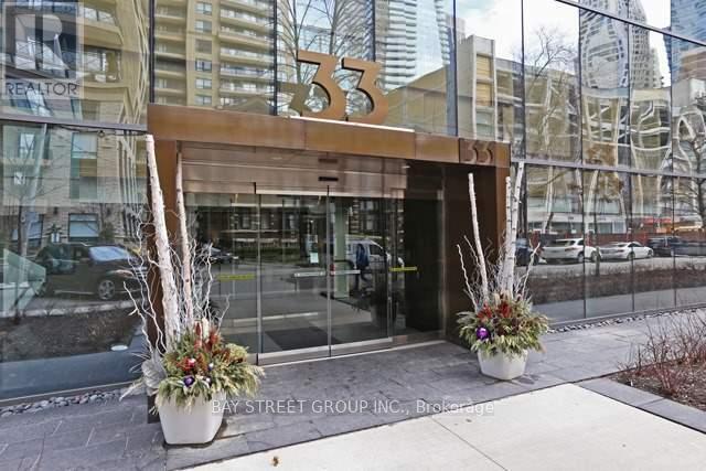 property at 33 Charles St E