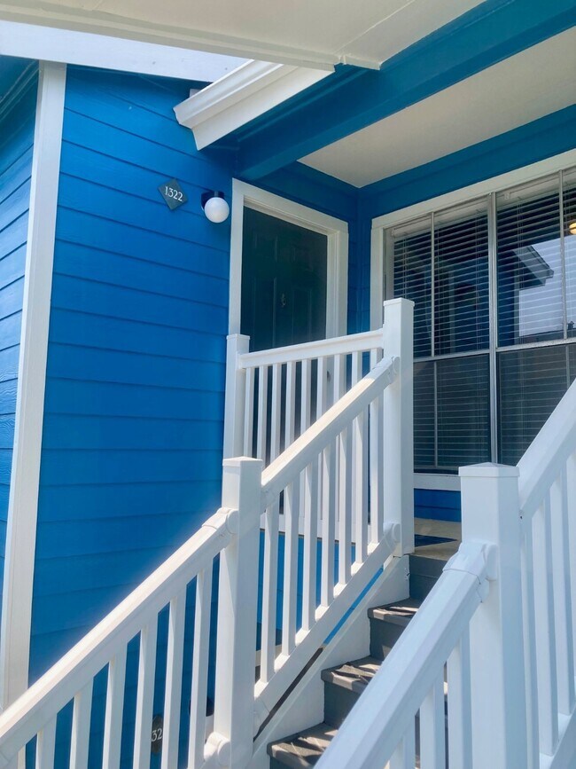 3506 Cove View Cir in Galveston, TX - Building Photo - Building Photo