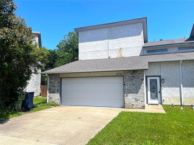 property at 1231 Forest Cove Ln
