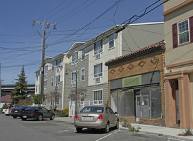 Carquinez Vista Manor Apartments