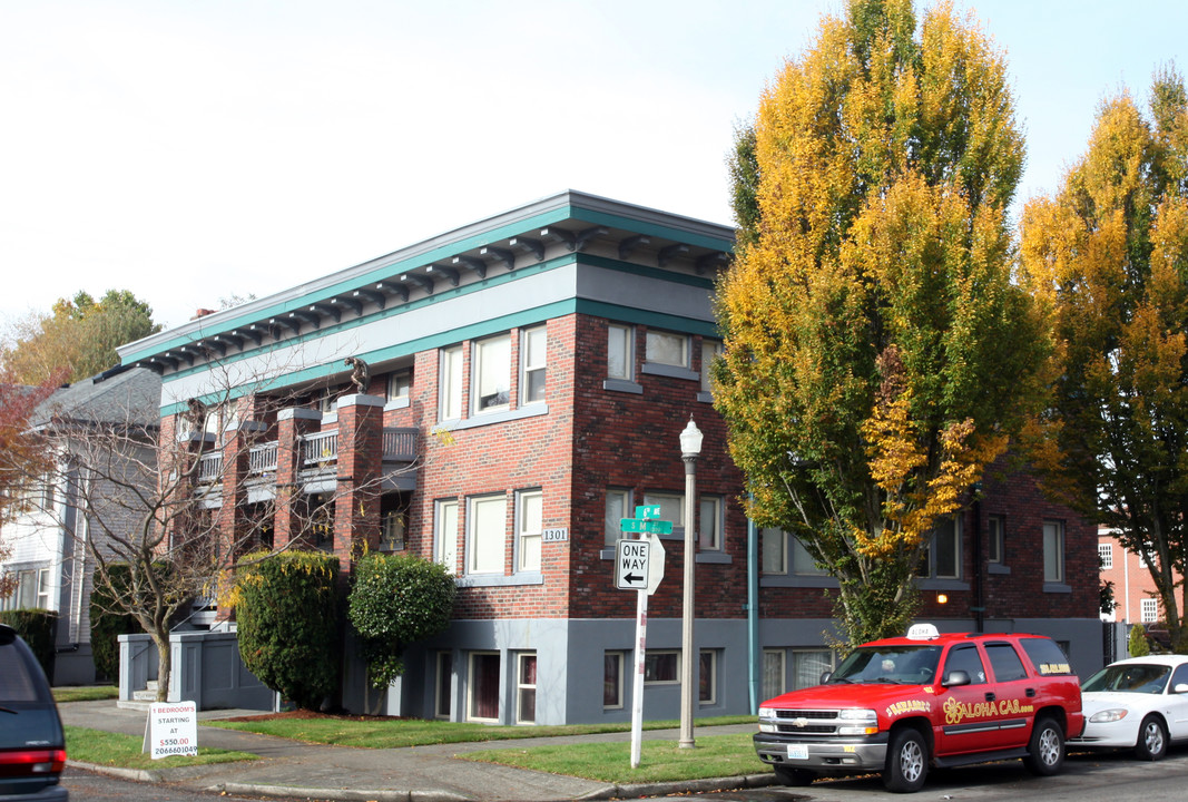 Klee in Tacoma, WA - Building Photo