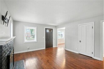 4123 St Johns Terrace in Cincinnati, OH - Building Photo - Building Photo